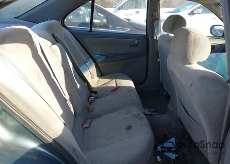 2001 Nissan Altima Gxe z USA, uszkodzony, nr VIN 1N4DL01D51C241388